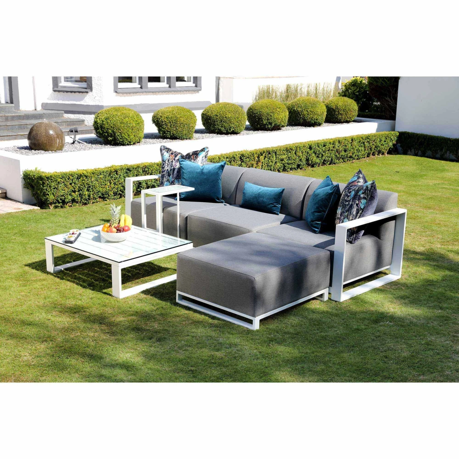White Patterned Top Outdoor Sofa Table 5 White Patterned Top Outdoor Sofa Table - Image 5